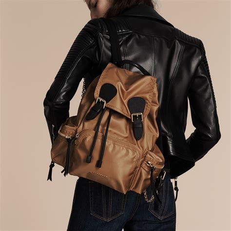 Burberry The Medium Rucksack in Technical Nylon and Leather 